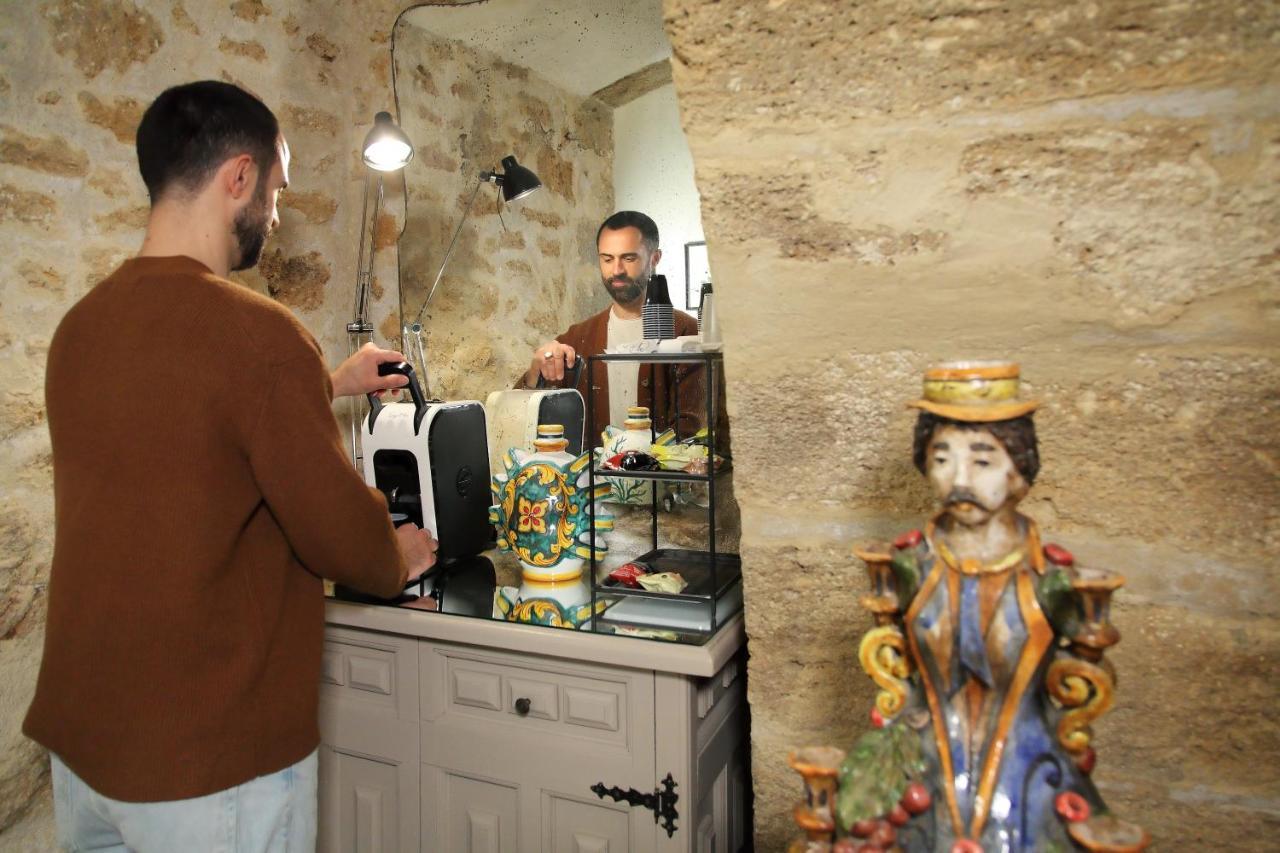 B&B Ronco Zaffarana Caltagirone Bagian luar foto